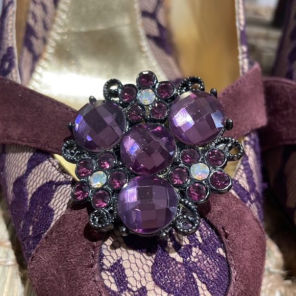 Hale Bob Slingback Pumps - Picture 4 of 12